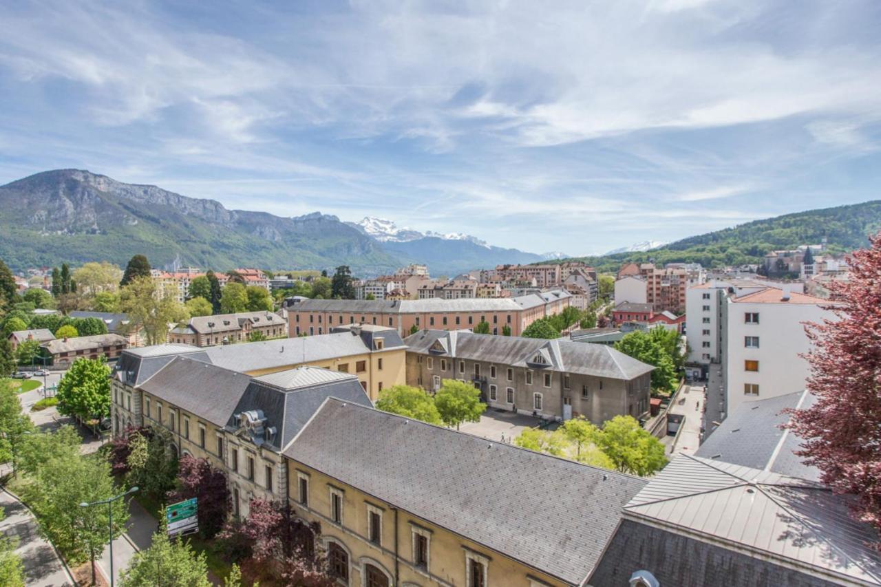 Modern 1Br With Terrace And A Breathtaking View In Annecy Exterior foto